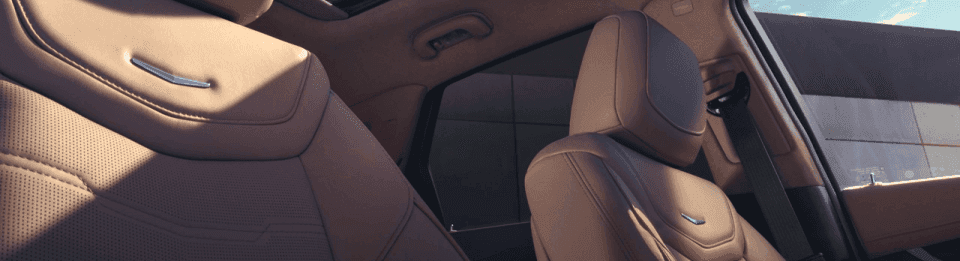 Stylish and Spacious Cadillac XT5 Interiors