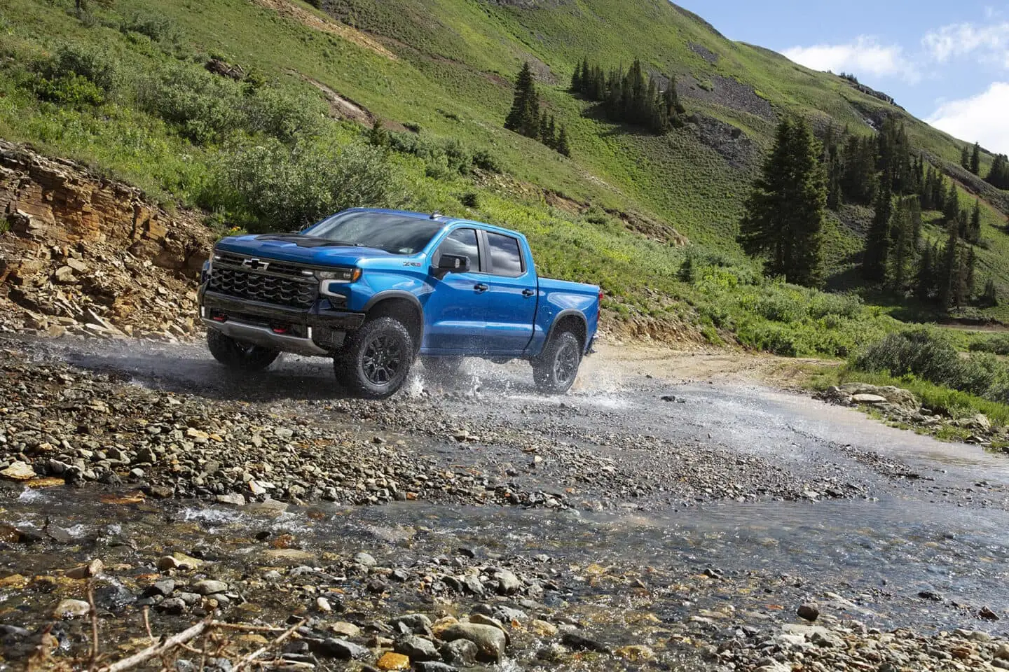 Silverado 1500 I-4 Turbo vs 3L Duramax - Which To Choose