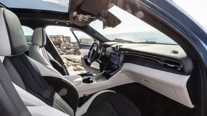 2025 Maserati Grecale