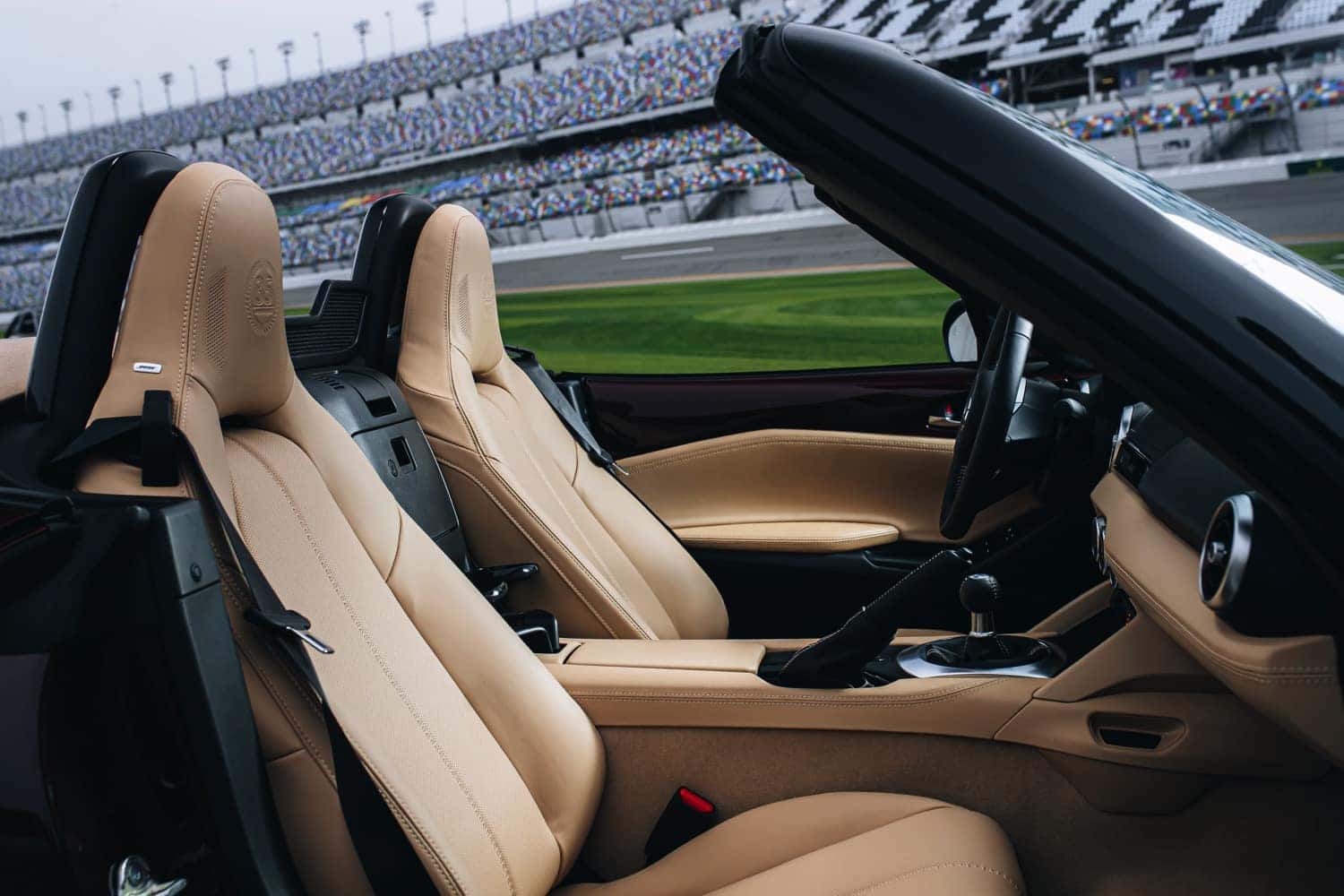 2025 Mazda MX-5 Miata 35th Anniversary Specs