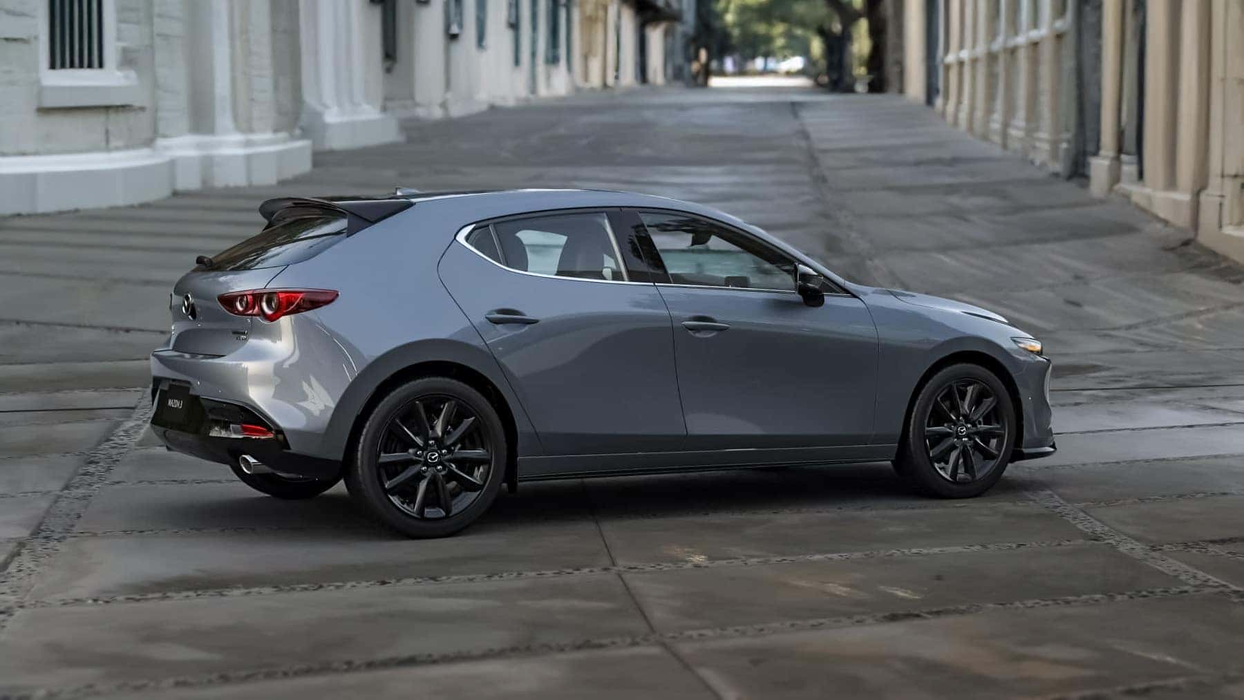 2026 Mazda 3 Hatchback Carbon Edition AWD in Polymetal Gray Metallic