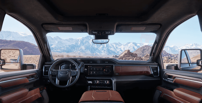 2025 GMC Sierra 2500HD Interior