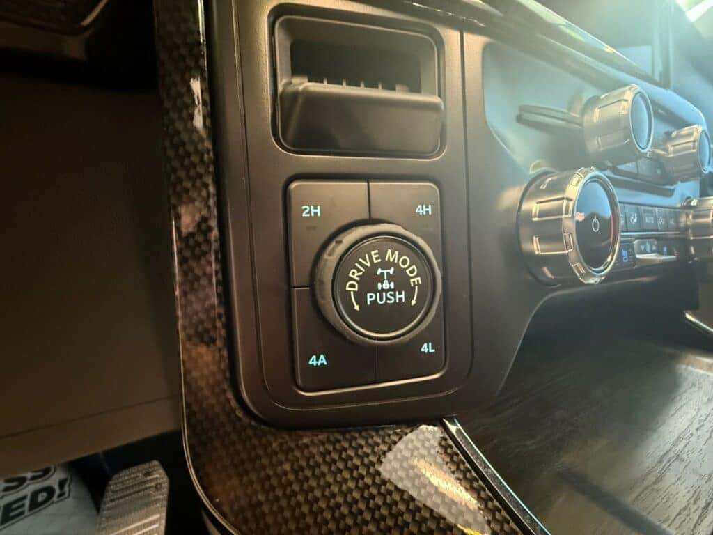 2H, 4H and 4L drivetrain switch in a Shelby Ford F-150