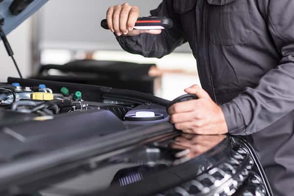 Factory trained Land Rover technician Crown Point