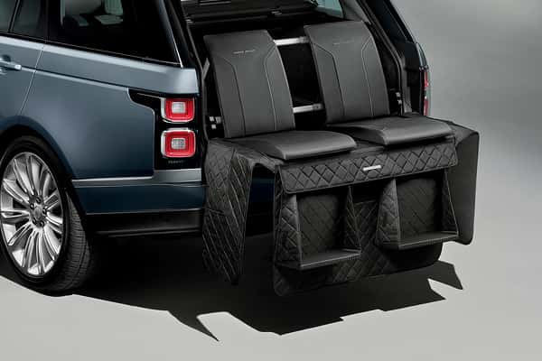 Land Rover Cargo Space