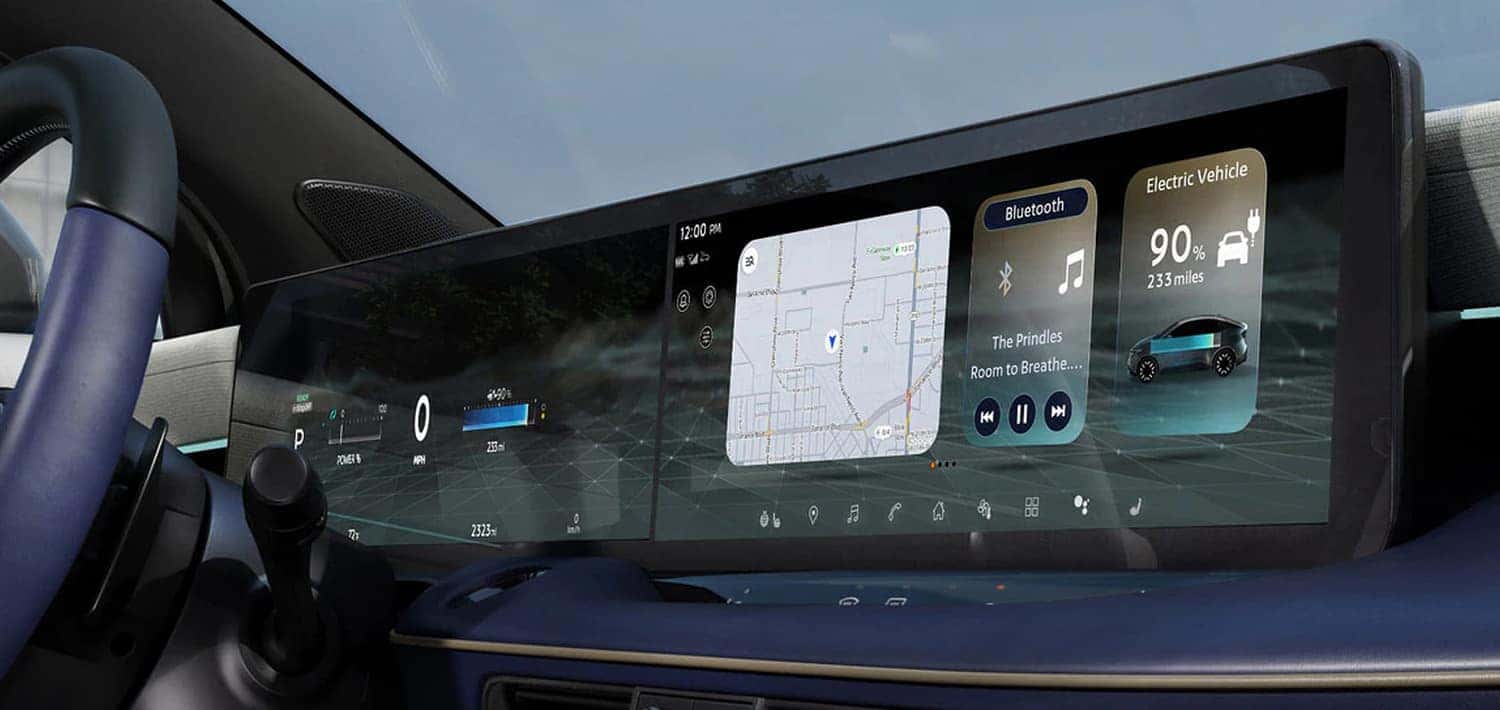 2026 Nissan LEAF display technology