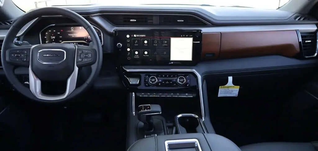 GMC Sierra 1500 Denali Interior