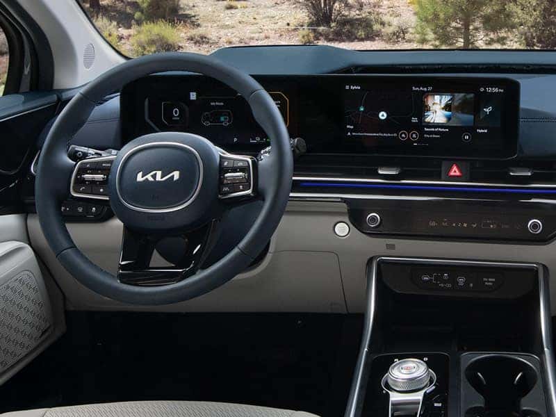 New 2025 Kia Carnival HEV Minivan Interior Comfort Features and Technology