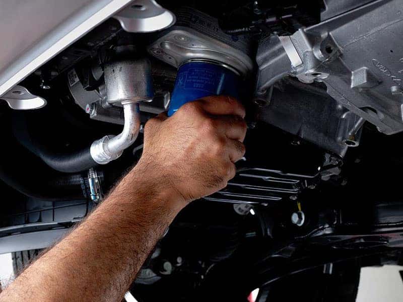 How to Identify When your Kia needs an Oil Change Service