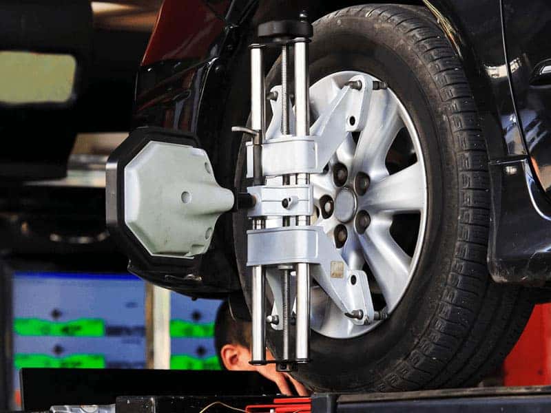 How to identify when your Kia needs a Wheel Alignment Service