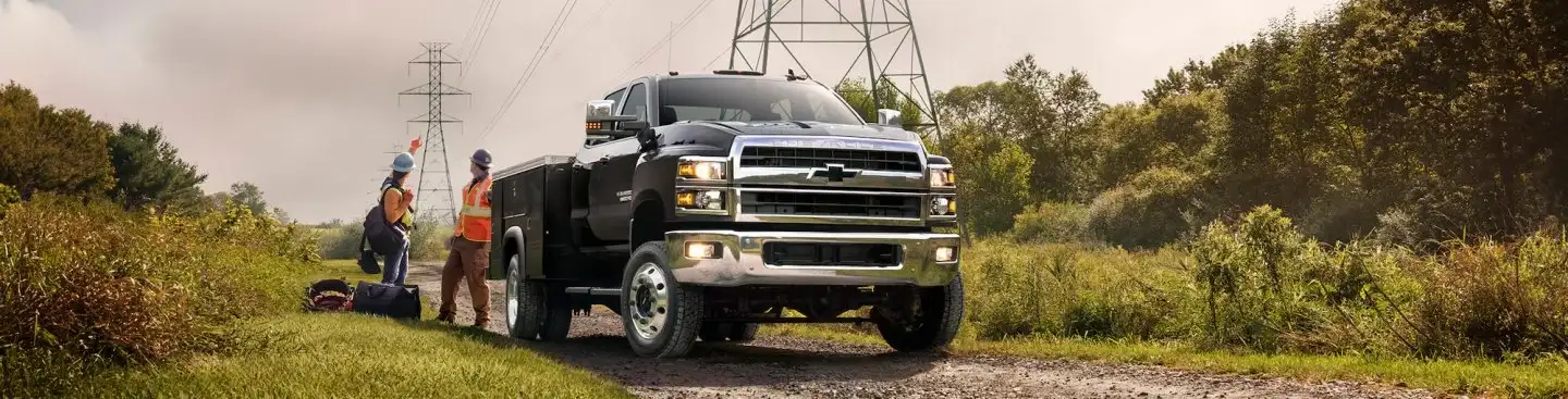 2026 chevy 3500 chassis cab hero