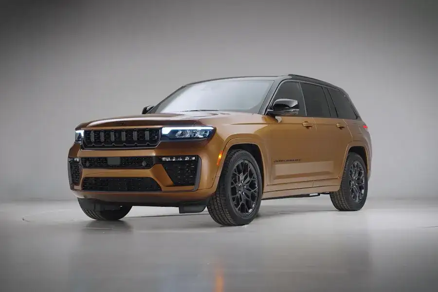 2026 Jeep Grand Cherokee Exterior