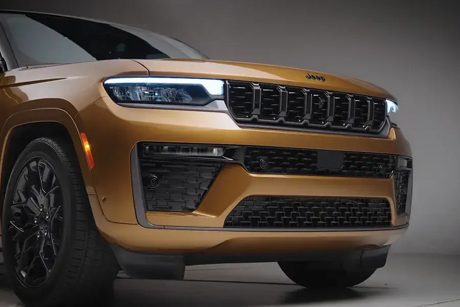 2026 Jeep Grand Cherokee Grille