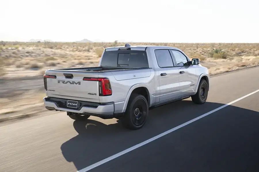 2026 RAM 1500 REV Exterior