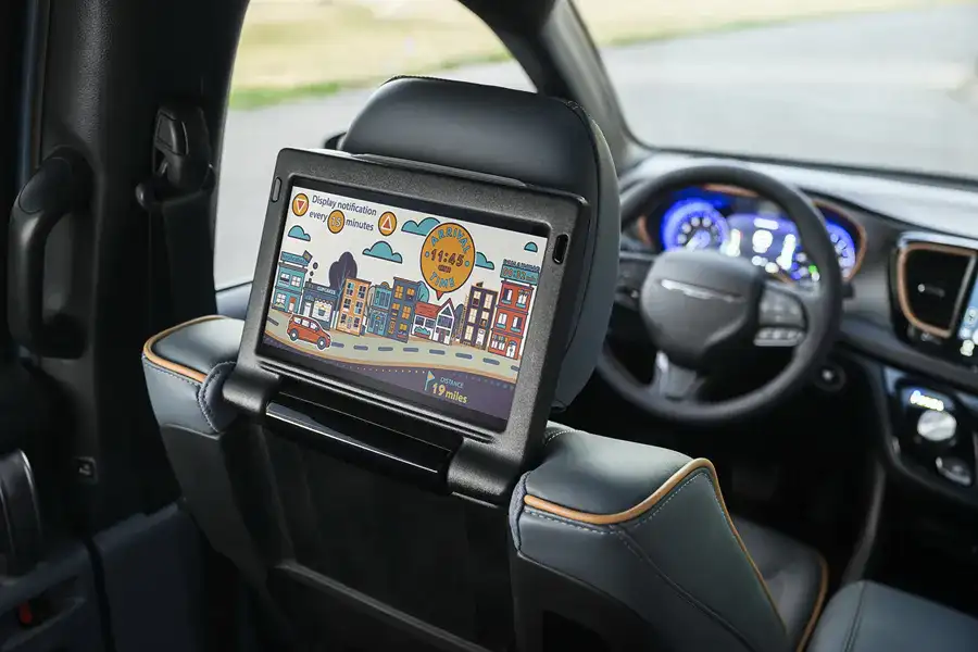 2027 Chrysler Pacifica Tech