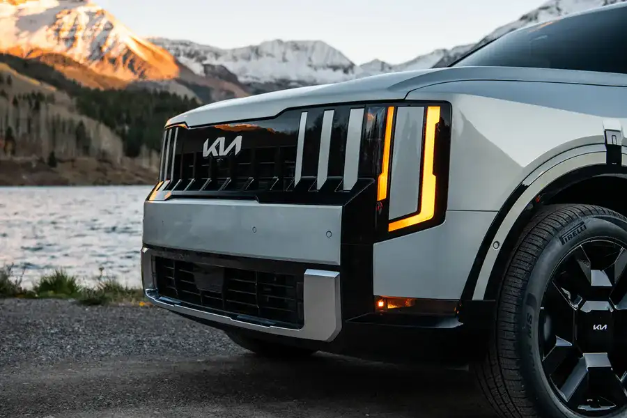 2027 Kia Telluride Grille