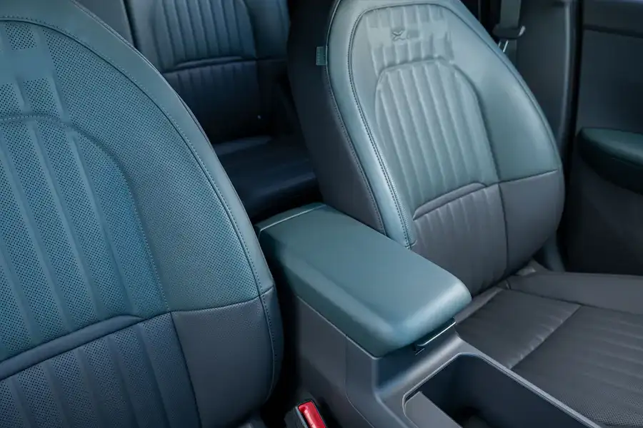 2027 Kia Seltos Seating