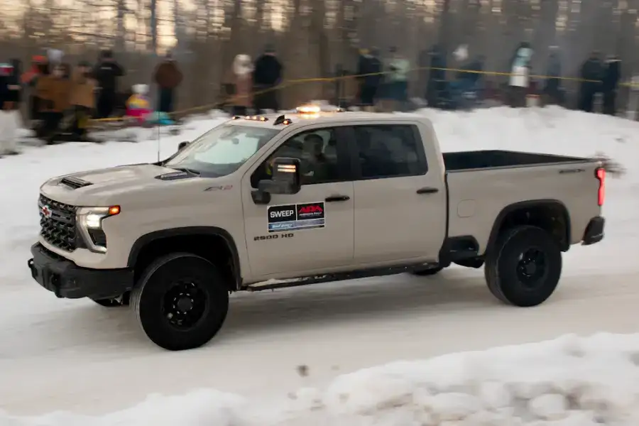 Chevrolet Silverado ZR2 Bison
