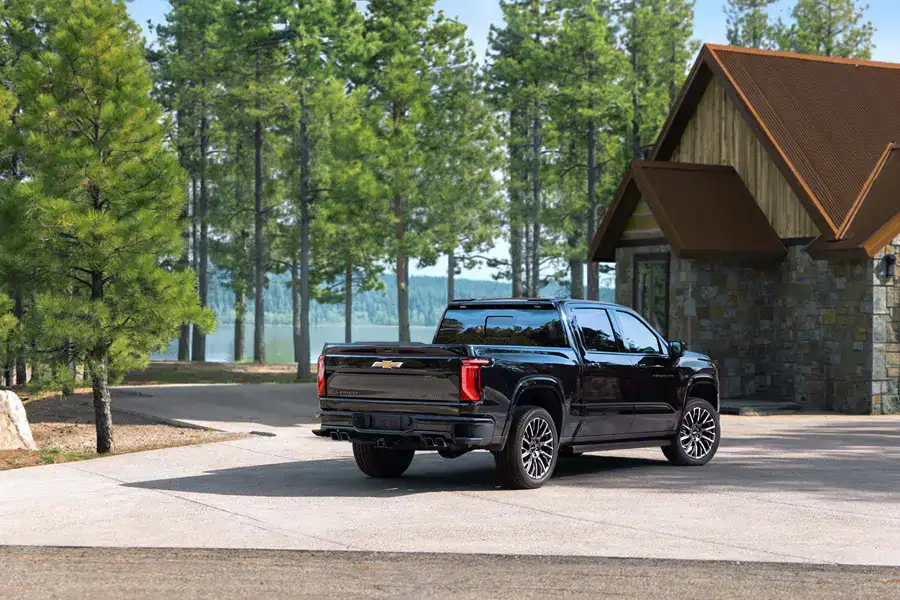 2027 Chevrolet Silverado 1500 High Country