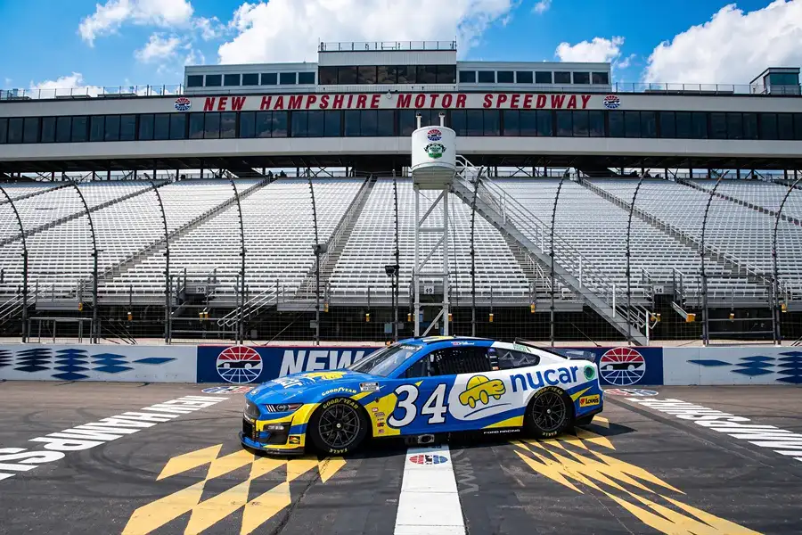 Nucar Race Car at NHMS