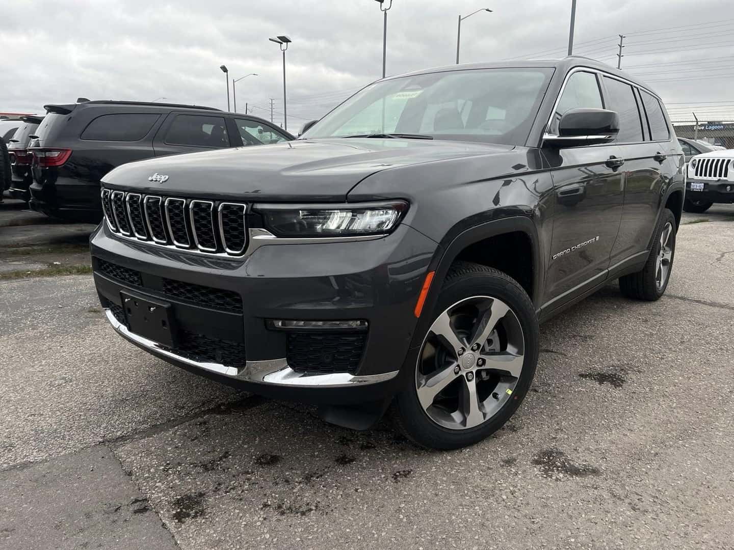 2025-Jeep-Grand-Cherokee-L-for-Sale-in-Toronto
