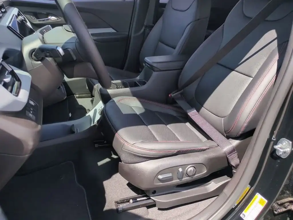 2027 Chevrolet Bolt seats