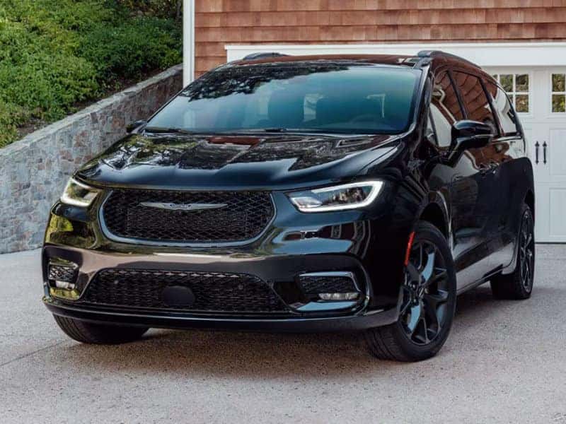 Features of the new 2024 Chrysler Pacifica near Downey CA Puente