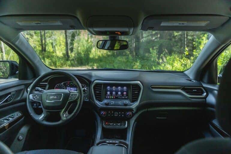 GMC ACADIA INTERIOR I FEATURES