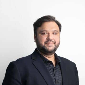 Baqar  Safdar