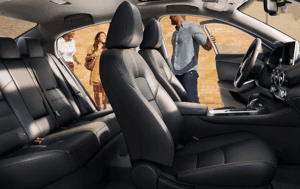 Nissan Senta Interior